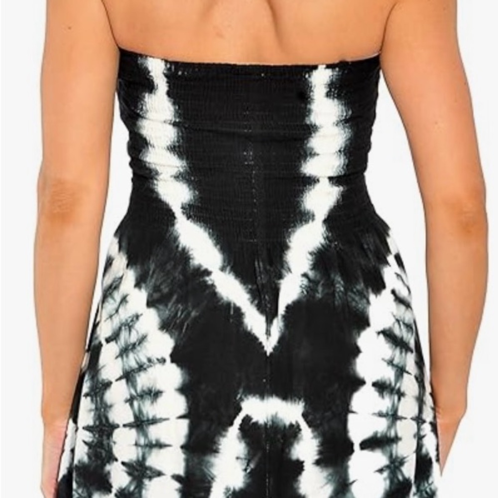 Elegant Strapless Black and White Dress - Picture 3 of 6